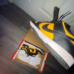 Nike Dunks Black and Yellow